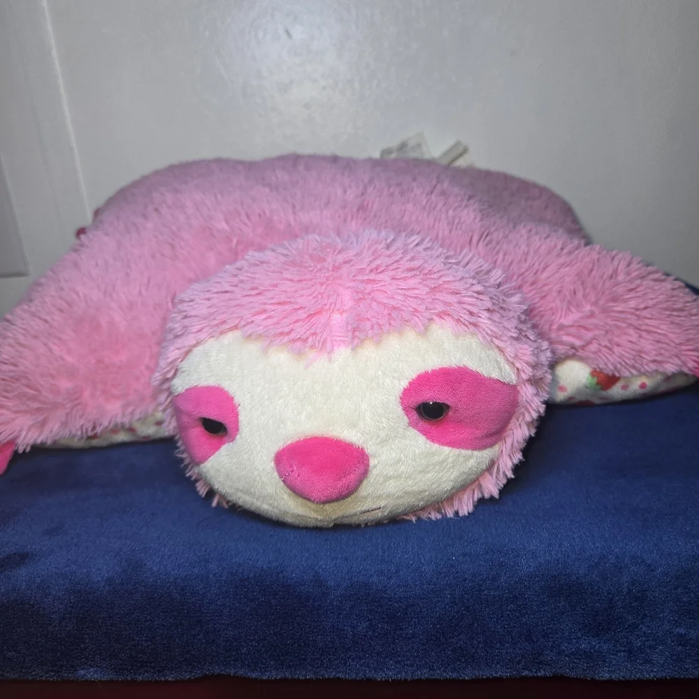 Bundle Lot Pillow Pets Sloth Sonny And Strawberry Scented 18
